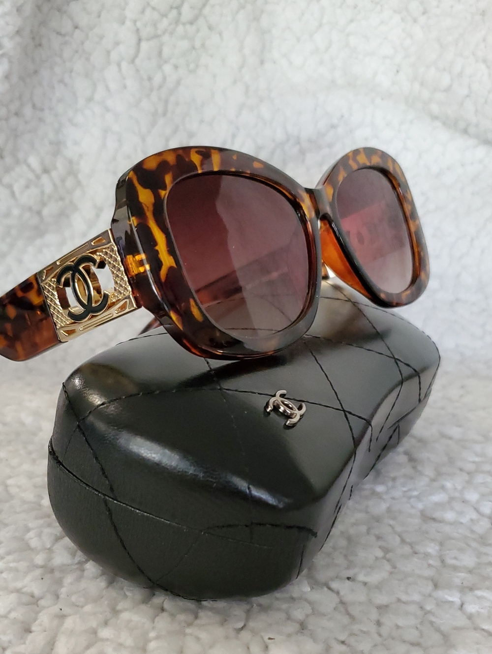 CHANEL Tortoiseshell Sunglasses with Brown Lenses and Gold CC Temples